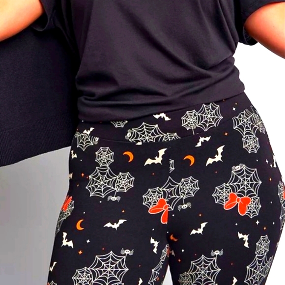 🎃NWT VINTAGE TORRID LEGGING HALLOWEEN LEGGING, MINNIE MICKEY MOUSE DISNEY - Picture 7 of 10